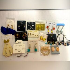 Assorted lot of new designer earrings#528